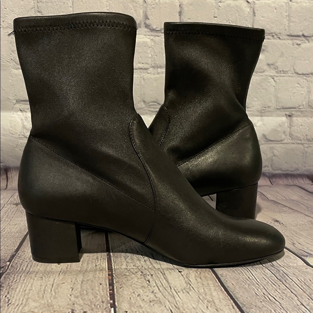 Stuart Weitzman Black Heeled Boots Size 8 Leather Designer Ankle/Booties - Picture 3 of 13